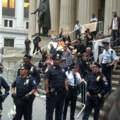 Снимок сделан в Occupy Wall Street пользователем Zachariah W. 4/20/2012