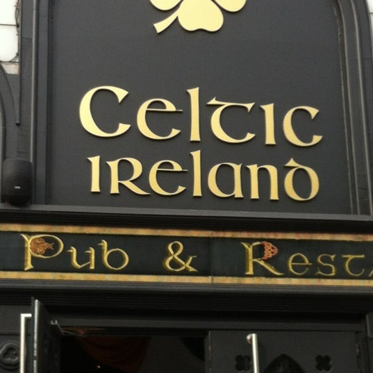 รูปภาพถ่ายที่ Celtic Ireland โดย Seif Z. เมื่อ 6/19/2012