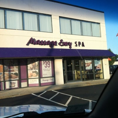 Photo prise au Massage Envy - Quincy Avenue par Scott C. le9/1/2012