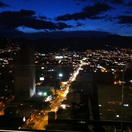 Photo taken at Diez Hotel Categoría Colombia by Jose Carlos O. on 9/3/2012
