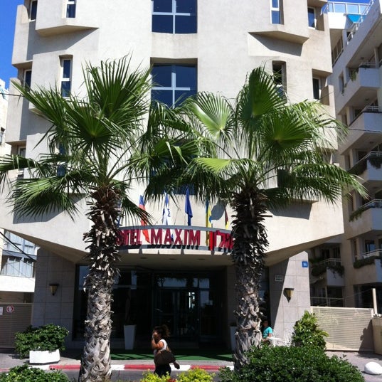 Das Foto wurde bei Maxim Hotel Tel Aviv von Jony J. am 8/18/2012 aufgenommen