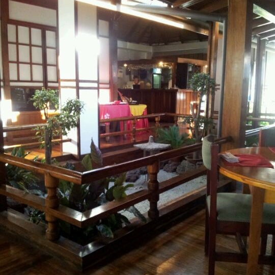 Photo taken at Restaurante Sakura by Alejandro M. on 2/12/2012