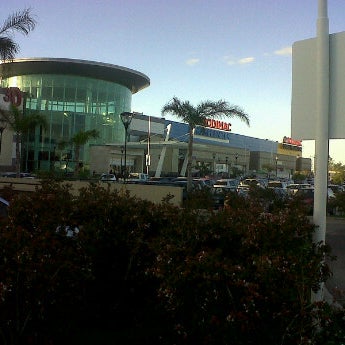Foto diambil di Tortugas Open Mall oleh Paula M. pada 4/5/2012