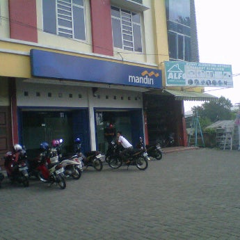 Bank Mandiri Komp Medan Makro Bisnis Blok A No 15 16