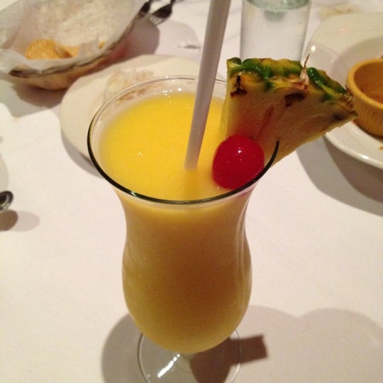 Foto scattata a Tequila Sunrise da Donut D. il 6/17/2012
