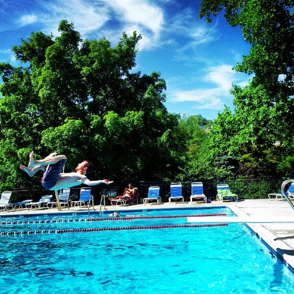 North shore pool deals