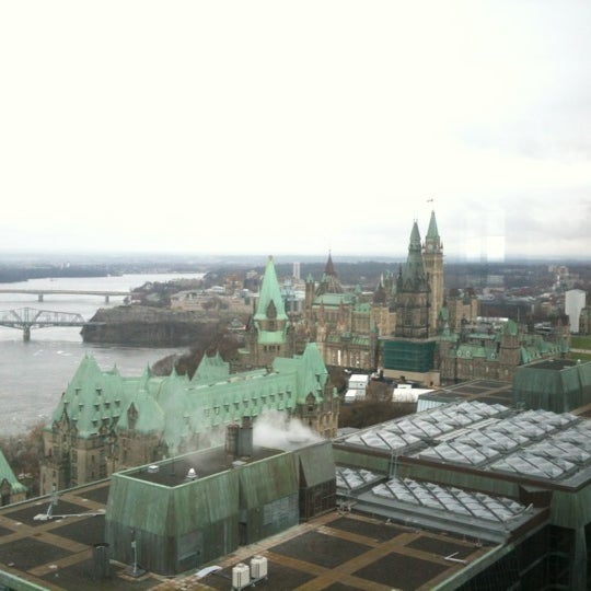 Foto tomada en Ottawa Marriott Hotel  por RichelleMabell el 3/28/2012
