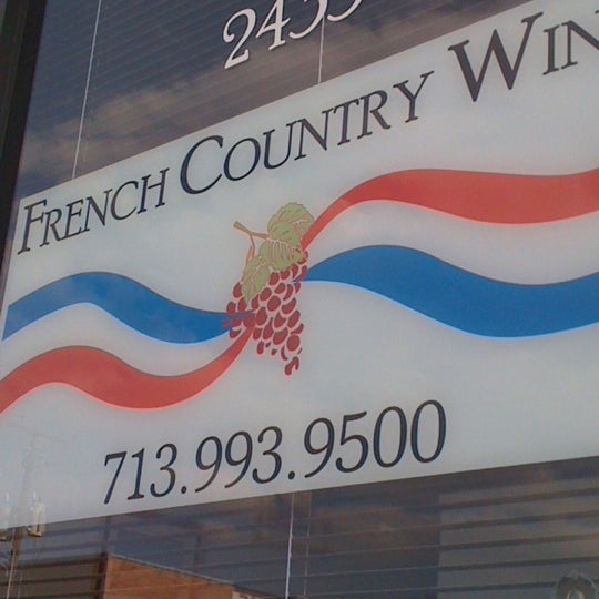 Foto diambil di French Country Wines oleh Genevieve G. pada 5/23/2012