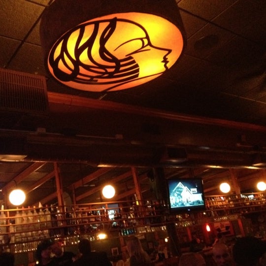 Photo taken at Z&#39;s Bar &amp; Restaurant by Robert S. on 5/6/2012