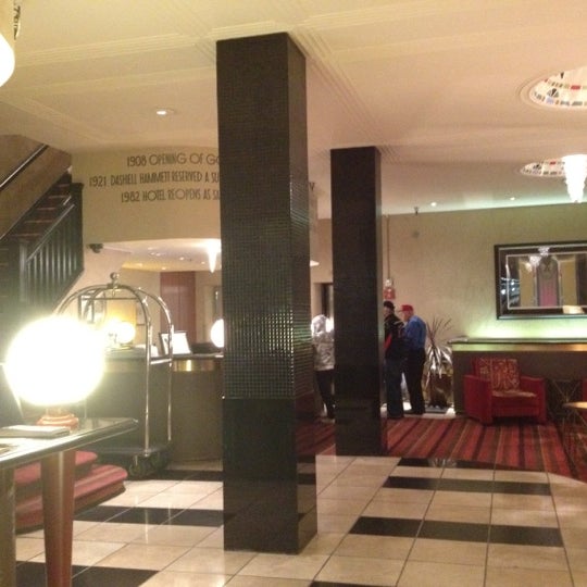 รูปภาพถ่ายที่ Hotel Union Square โดย Noriyuki M. เมื่อ 3/16/2012