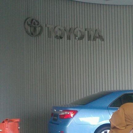 Photo taken at PT. Toyota Motor Manufacturing Indonesia (TMMIN) by Hasan B. on 4/12/2012