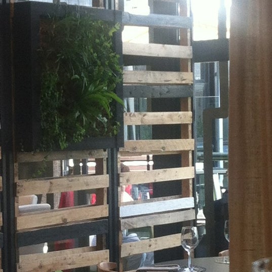 5/22/2012 tarihinde Pedro Luis R.ziyaretçi tarafından Restaurante PALé'de çekilen fotoğraf
