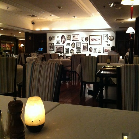 Photo taken at Hamilton&#39;s Steak House by Renee M. on 4/23/2012