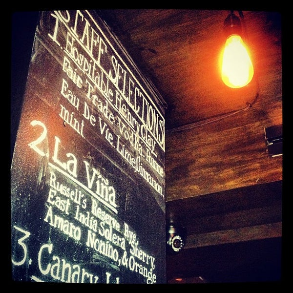 8/17/2012 tarihinde Seanziyaretçi tarafından Bar | Kitchen'de çekilen fotoğraf