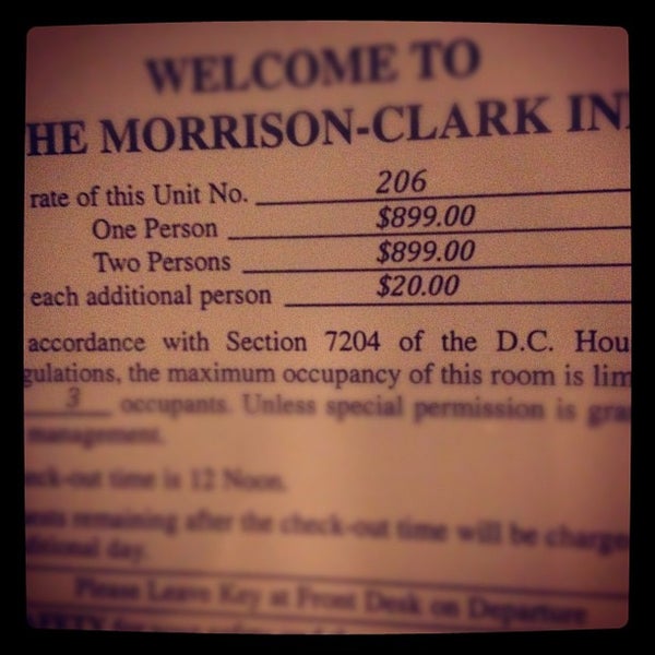 Foto tirada no(a) Morrison-Clark Historic Inn &amp; Restaurant por Greg B. em 5/11/2012