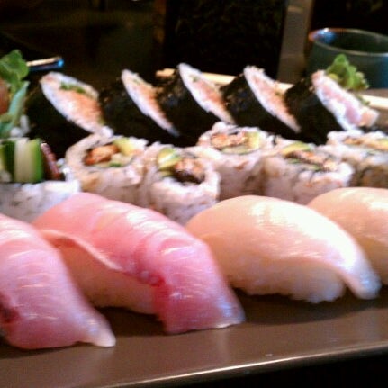 Photo taken at Zilla Sake (Sushi &amp; Sake) by brent w. on 7/9/2012