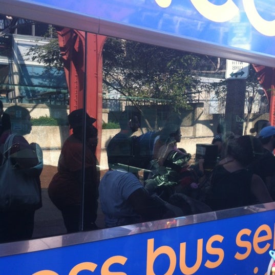 Megabus Stop Downtown West St Louis, MO