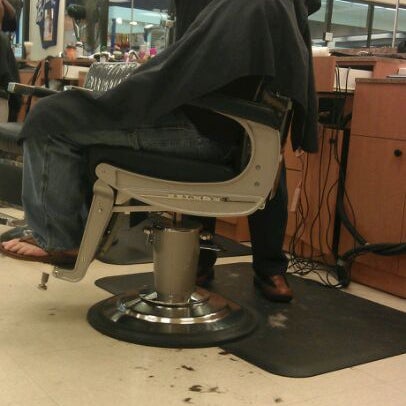 base exchange robins afb