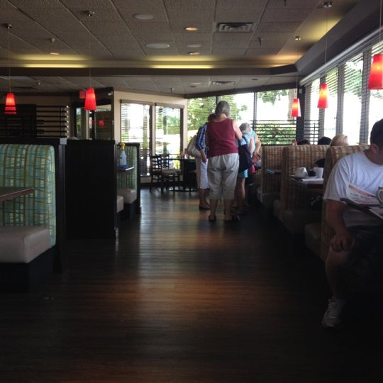 Pantry Restaurant (Artık Kapalı) Surrey'de Diner