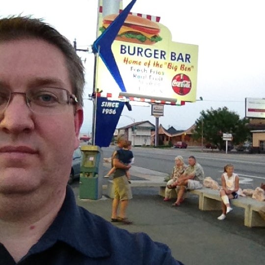 Foto tirada no(a) Burger Bar por Mitchell J. em 8/16/2012