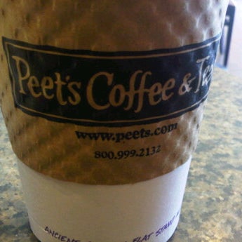 Photo taken at Peet&#39;s Coffee &amp; Tea by Keisuke G. on 2/24/2012