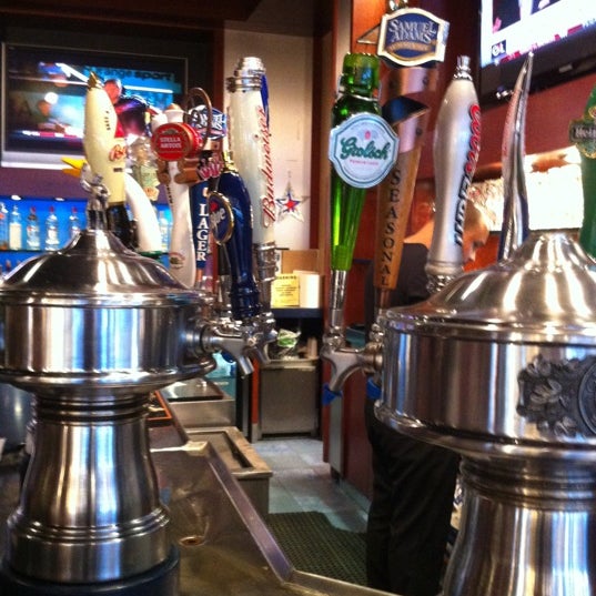 New York Sports Bar Jamaica 24 tips