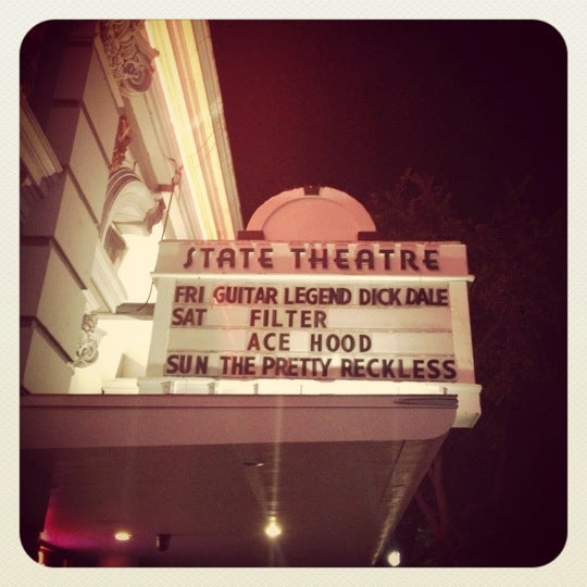 Foto scattata a State Theatre da Chris S. il 4/23/2012