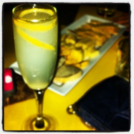 Elliot's Martini Bar Downtown Fort Collins 234 Linden St.