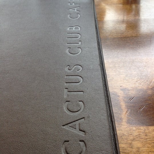 Foto tirada no(a) Cactus Club Cafe por Gracie B. em 6/10/2012