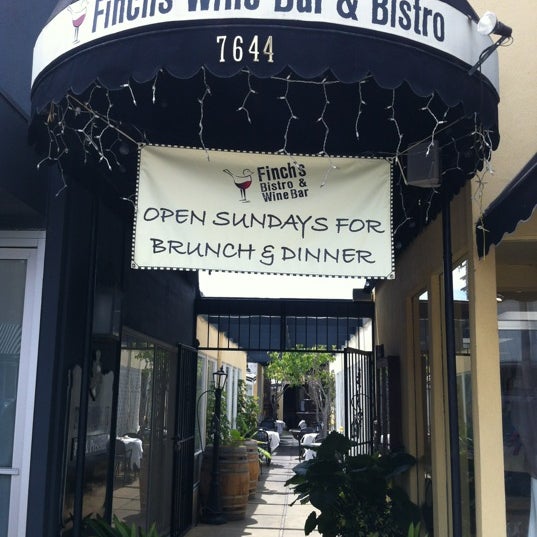 Photo taken at Finch&#39;s Bistro &amp; Wine Bar by Bob Q. on 8/15/2012