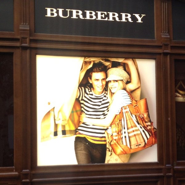Burberry в москве