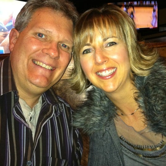 2/12/2012 tarihinde Mike H.ziyaretçi tarafından Coach&#39;s Bar and Grill'de çekilen fotoğraf