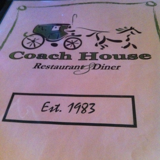 Foto tirada no(a) Coach House Diner &amp; Restaurant por Miss N. em 5/31/2012