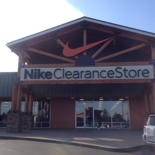 nike centralia