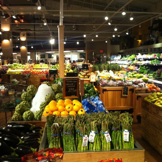 4/13/2012にLisaがThe Fresh Marketで撮った写真