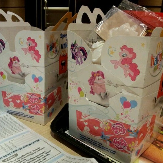 รูปภาพถ่ายที่ McDonald&#39;s โดย Edo v. เมื่อ 2/2/2012