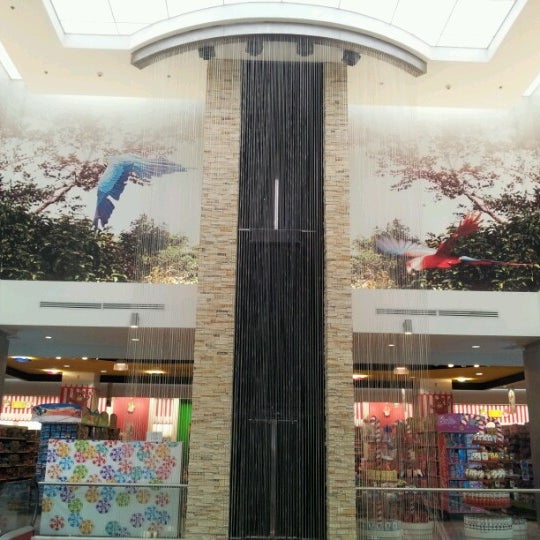 Almacenes SIMAN - Multiplaza Escazú, 5ta Etapa