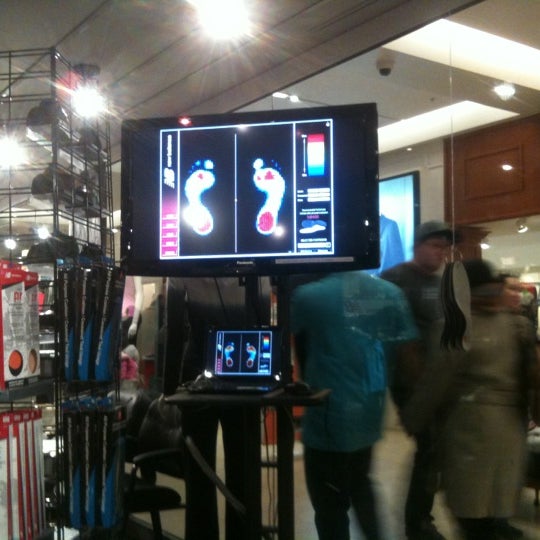 new balance montreal store