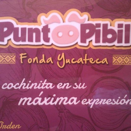 Снимок сделан в Punto Pibil пользователем Arturo A. 5/22/2012