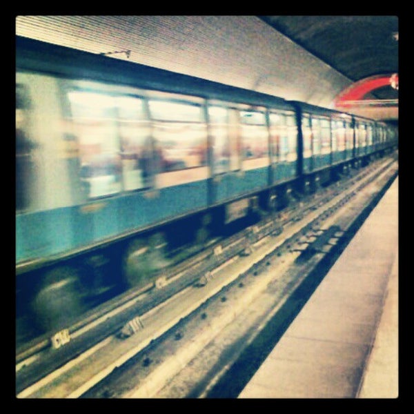 Photo taken at Metro Blanqueado by Karin Z. on 5/15/2012