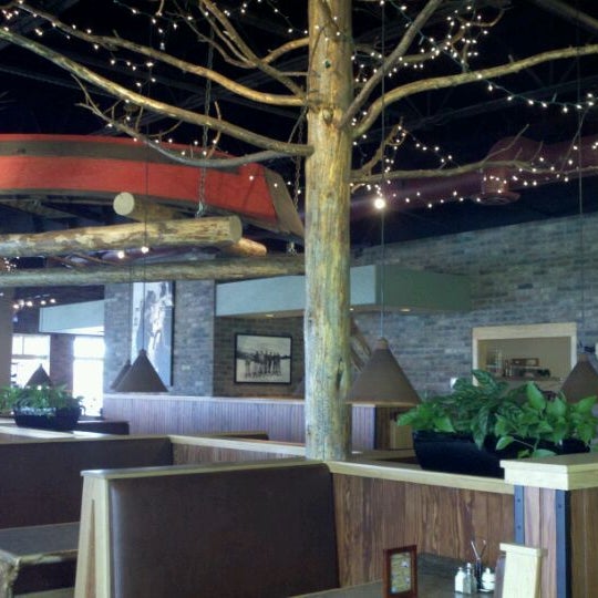 4/4/2012에 Duane M.님이 MacKenzie River Pizza, Grill &amp; Pub에서 찍은 사진