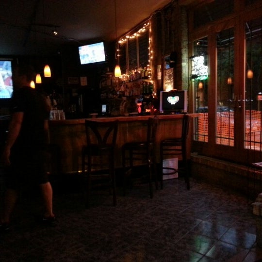 Foto tomada en Goldie&#39;s Pub  por Matty H. el 7/22/2012