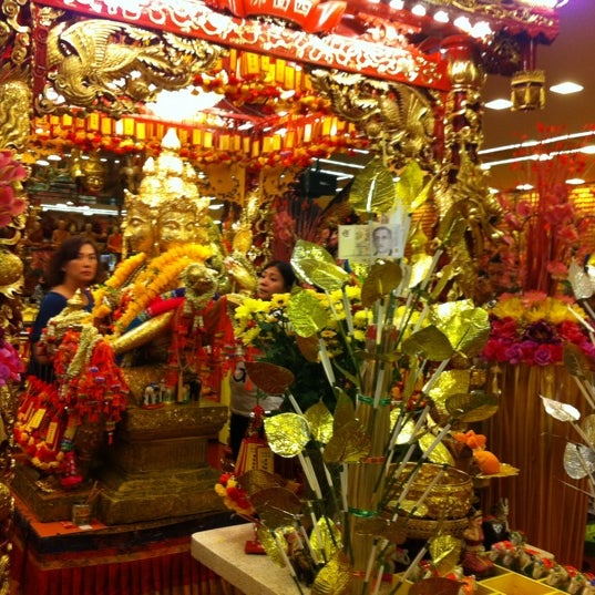 Photos At Fu Lu Shou Si Mian Fo