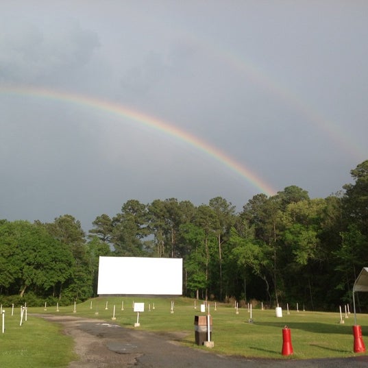 Photo taken at Hwy 21 Drive-in Theatre by Bonnie B. on 4/8/2012