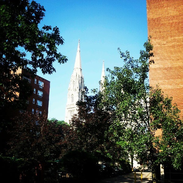 6/7/2012にTamer Z.がSaint Paul Cathedralで撮った写真
