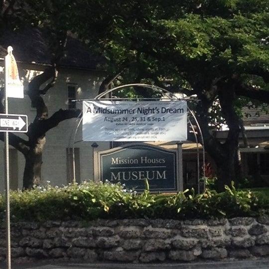 8/27/2012 tarihinde Shinnichi A.ziyaretçi tarafından Hawaiian Mission Houses Historic Site and Archives'de çekilen fotoğraf