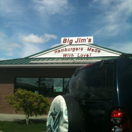 Снимок сделан в Big Jim&#39;s Drive In пользователем Sumer B. 4/26/2012