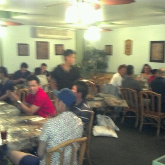 Coconut Grill 100 W Kaahumanu Ave