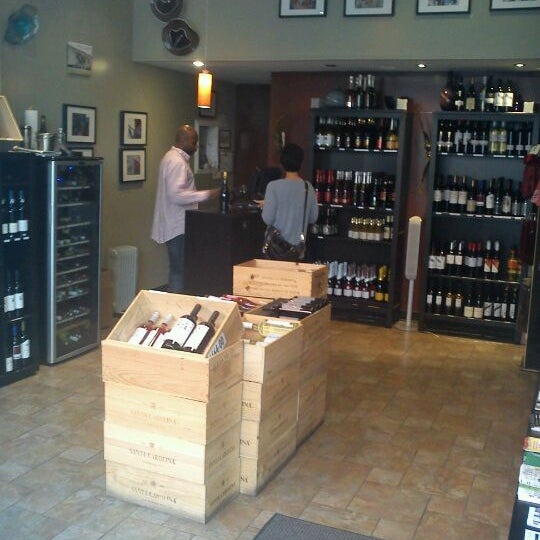 Photo taken at Breukelen Cellars by Stevenson M. on 4/15/2012