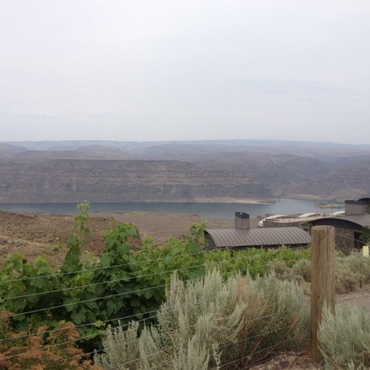 Photo taken at Cave B Estate Winery &amp; Resort by Racheal B. on 7/14/2012